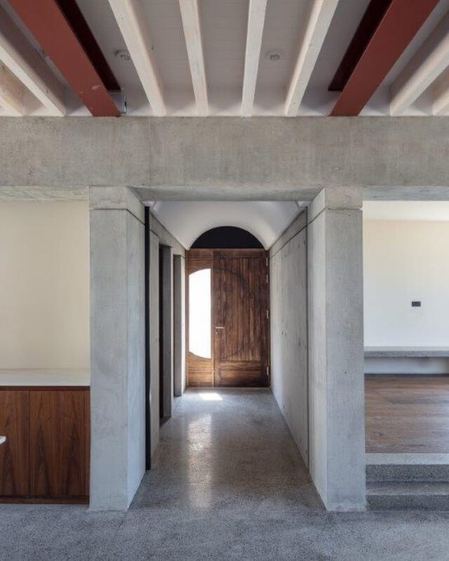 So, did you see Room to Improve show @ RTEONE last night, when Dermot Bannon brought his clients to view Four Winds House in Sutton.  We were proud to be part of this beautiful project alongside list below.  If you missed the show you can catch up on @rteplayer 
Architect: @brennanfurlong Brennan Furlong
Contractor: @devinebuildingservicesltd Building Services interiors: @interiorsbycaroline lighting: @wink.lighting  photos: @fionnmccann Dekton: @cosentino.ie @graniteandmarblecrafts electrics: @timmallonelectrical flooring/sanitary: @wogan_build_centre  stairs: plumbing/ @mullagh.heating.and.plumbing @dermotbannon 
#roomtoimprove #kitchengarden